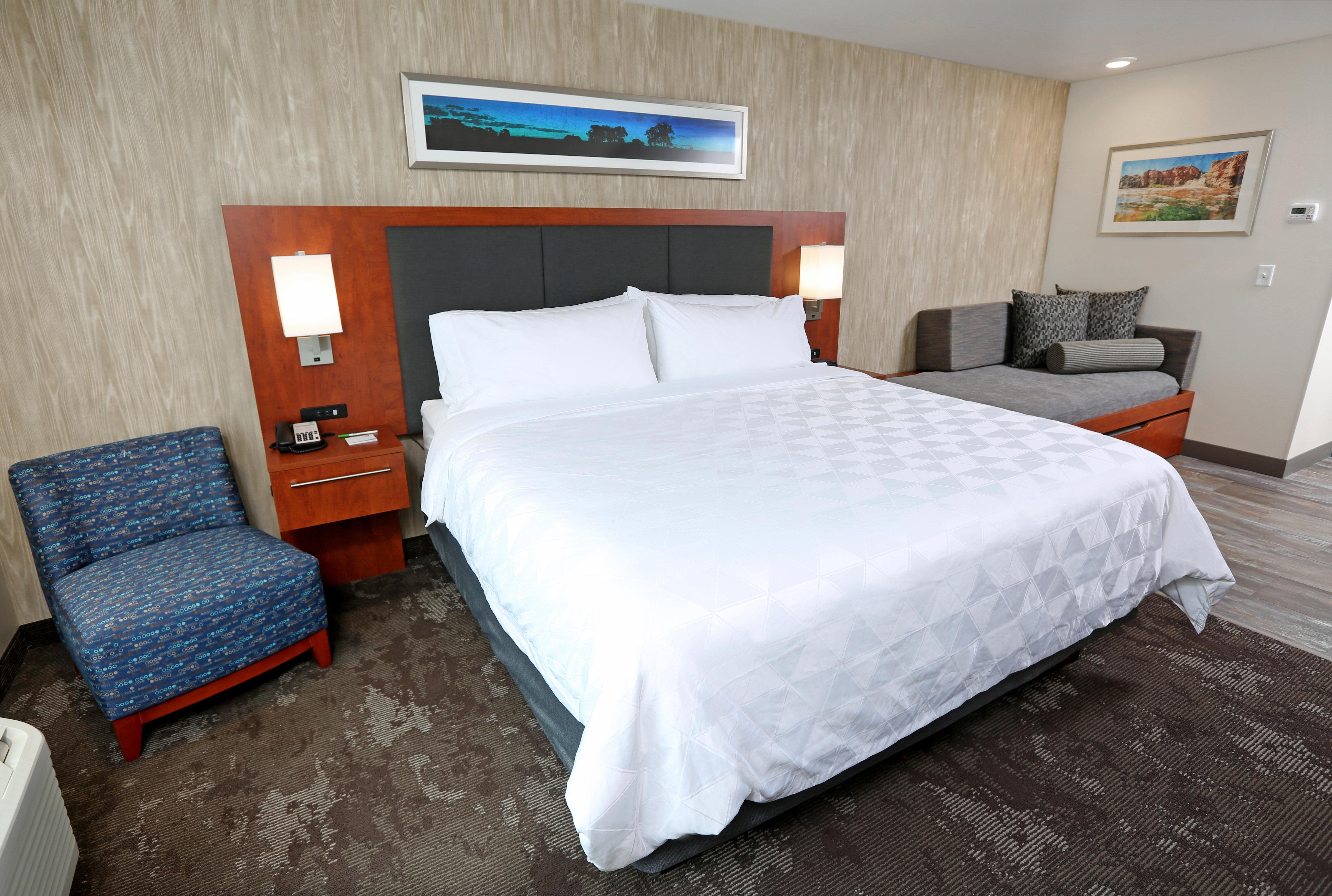 Holiday Inn & Suites Sioux Falls - Airport By Ihg Exterior foto
