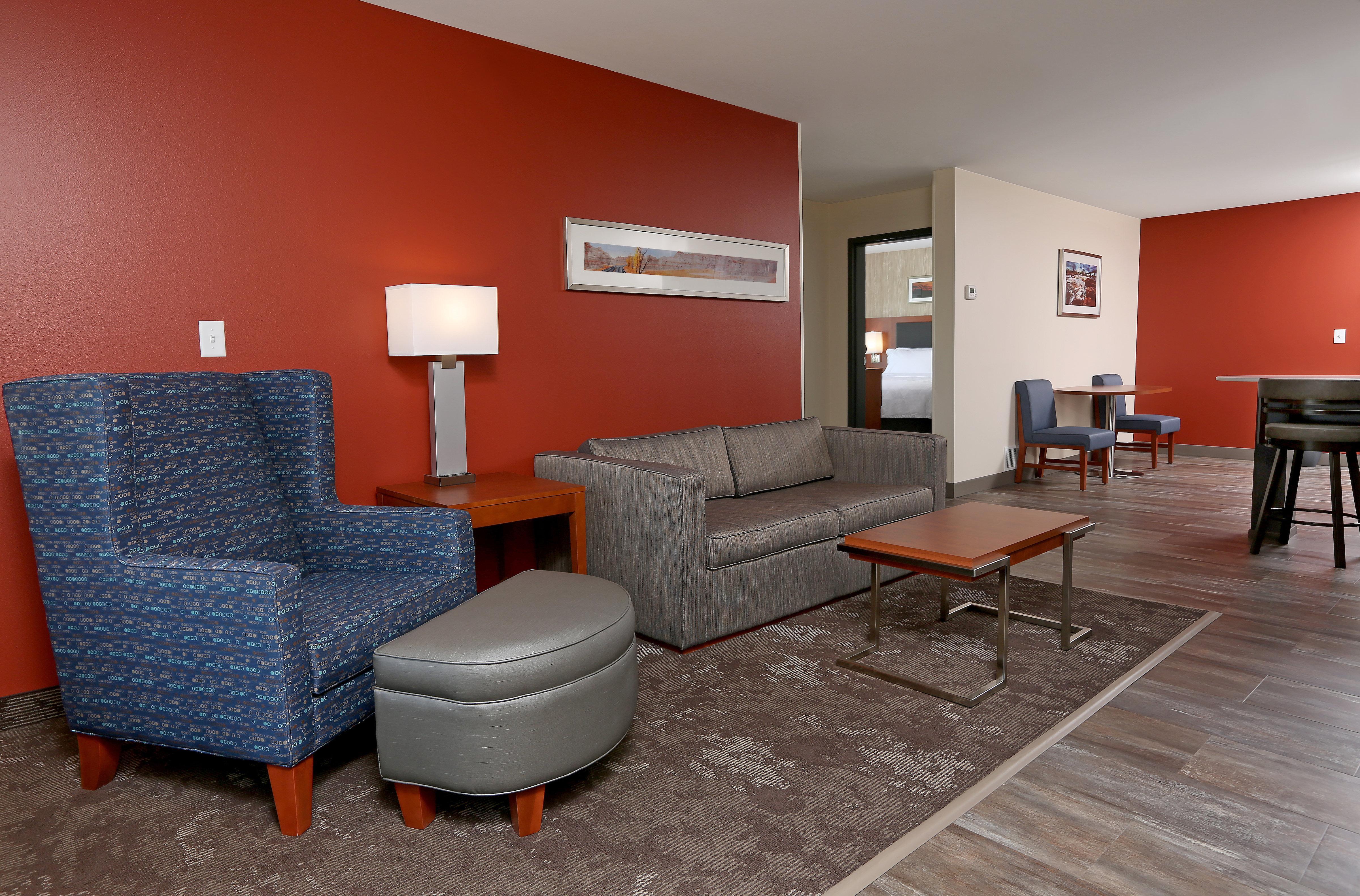 Holiday Inn & Suites Sioux Falls - Airport By Ihg Exterior foto